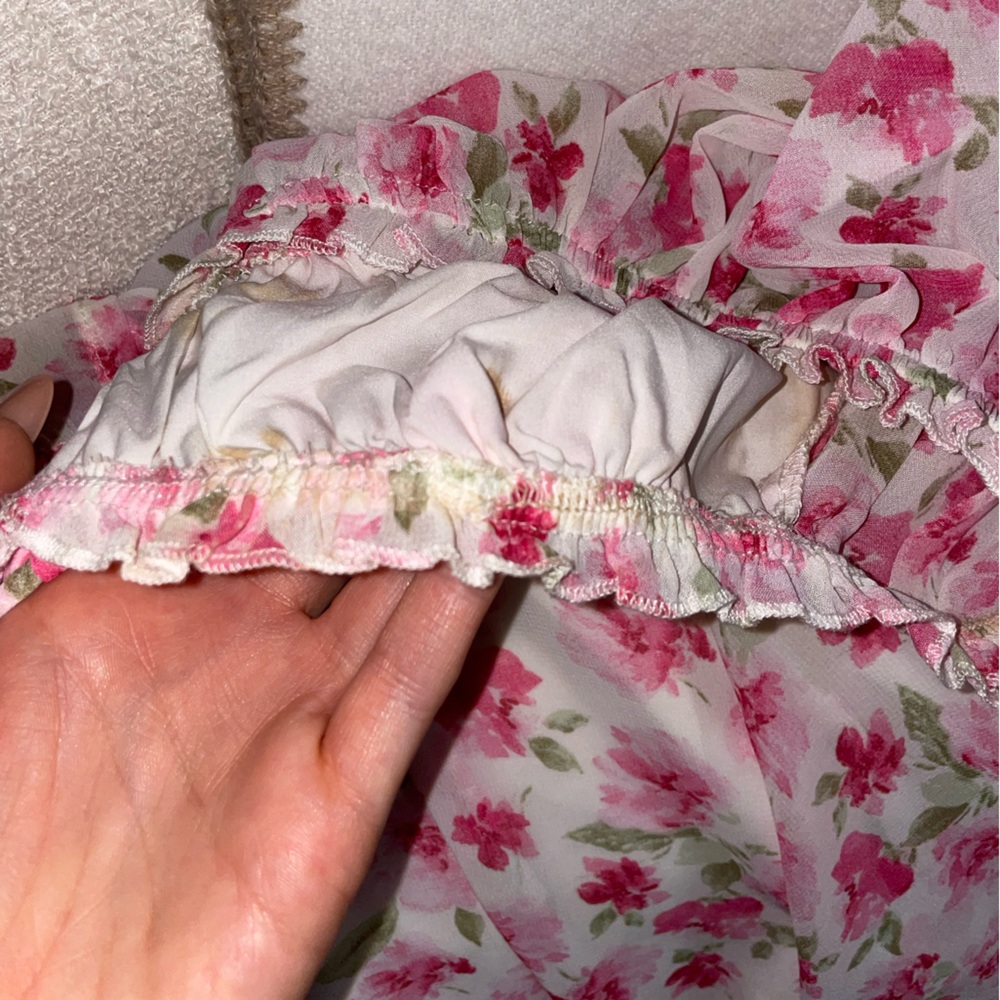 White Pink Floral Off Shoulder Romper - Picture 8 of 13